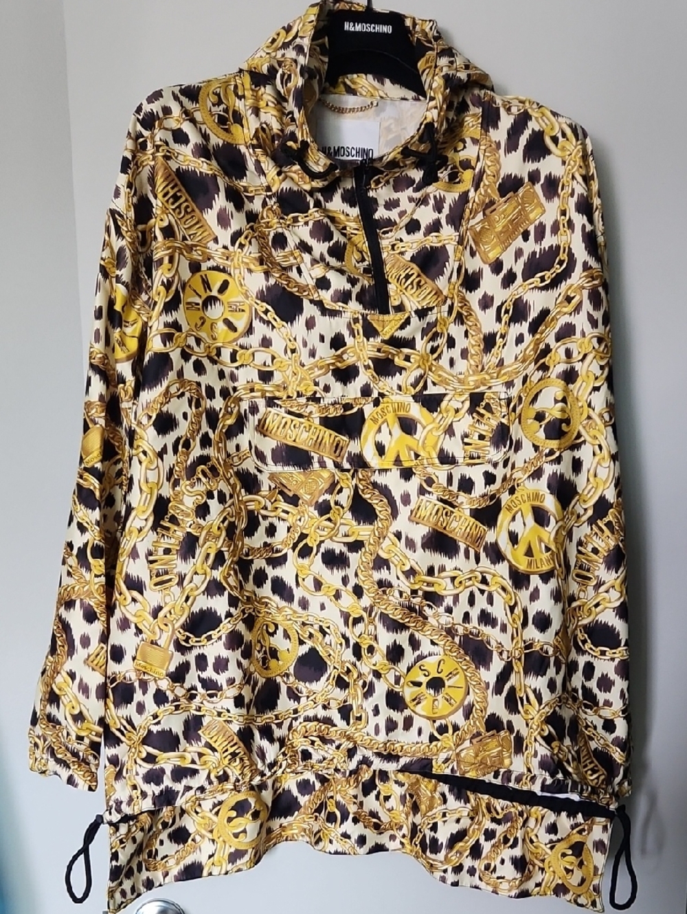Moschino Black, Gold and Cream Chain-Print Pullover